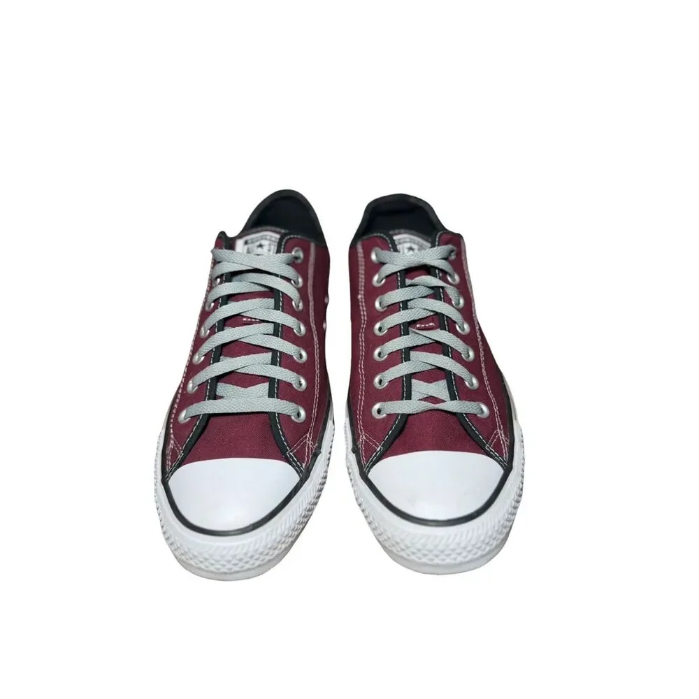 Classic Low-Top Canvas Sneaker - Burgundy size 11 Men’s